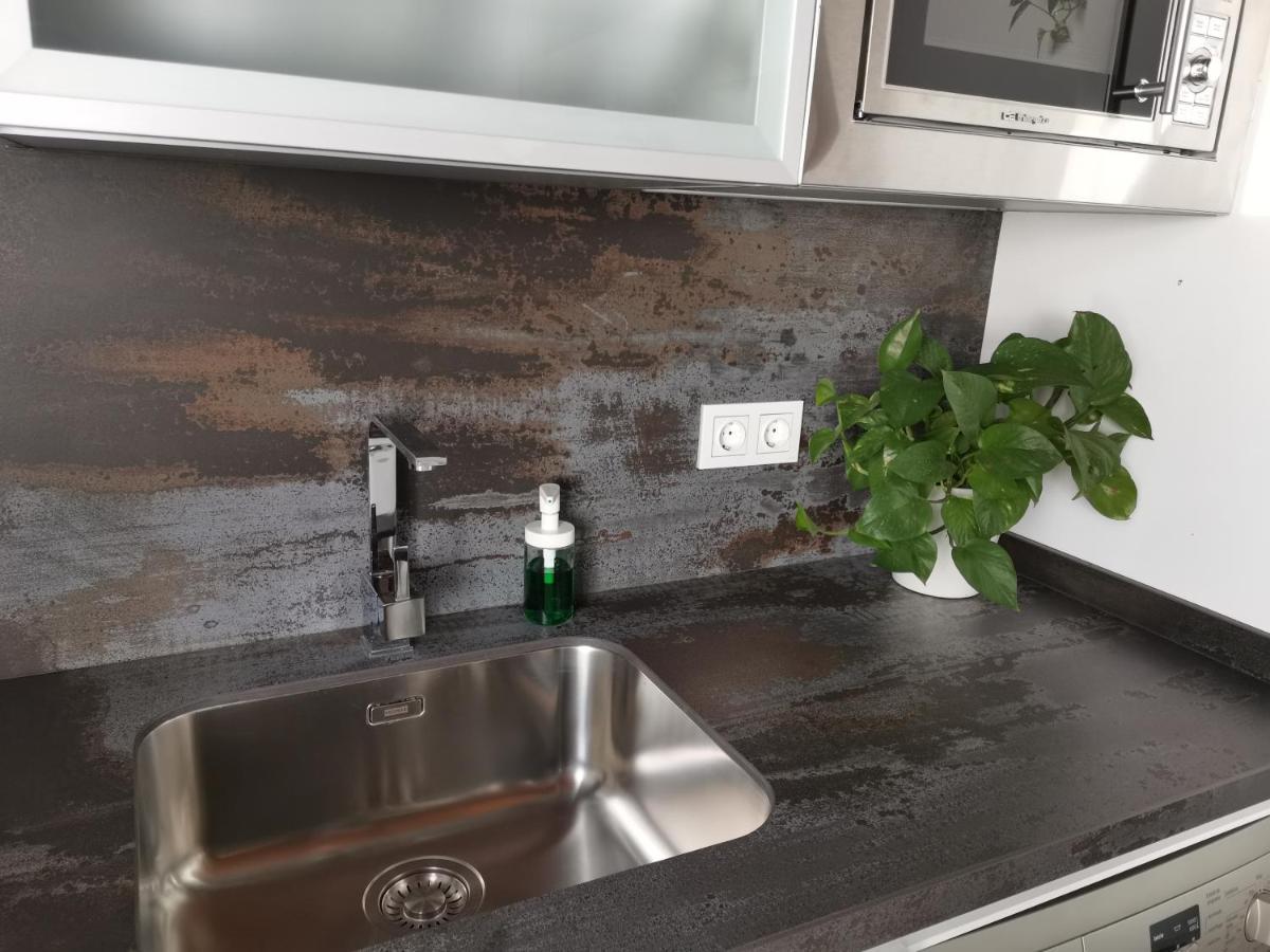 Appartamento FG Albayzin apartamento deluxe con terraza vistas y parking gratis Granada Esterno foto