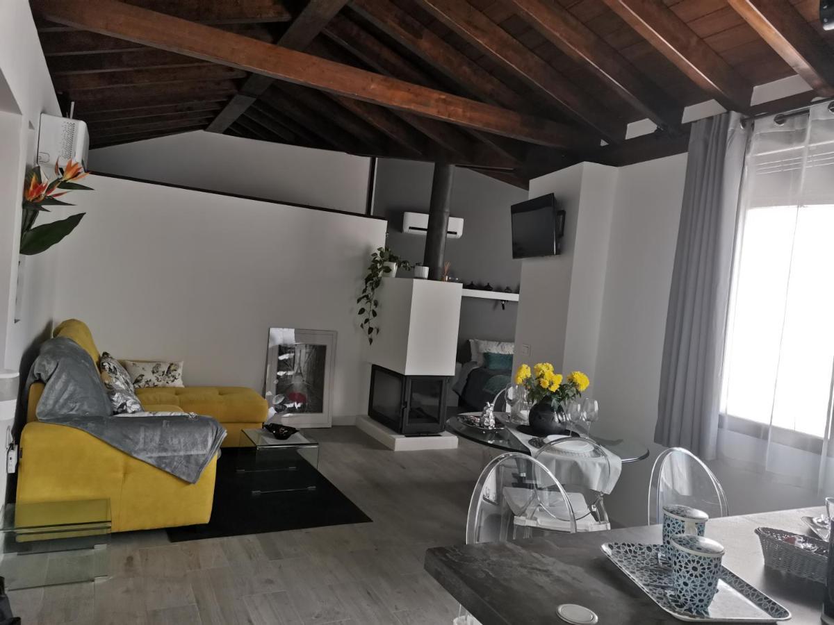 Appartamento FG Albayzin apartamento deluxe con terraza vistas y parking gratis Granada Esterno foto