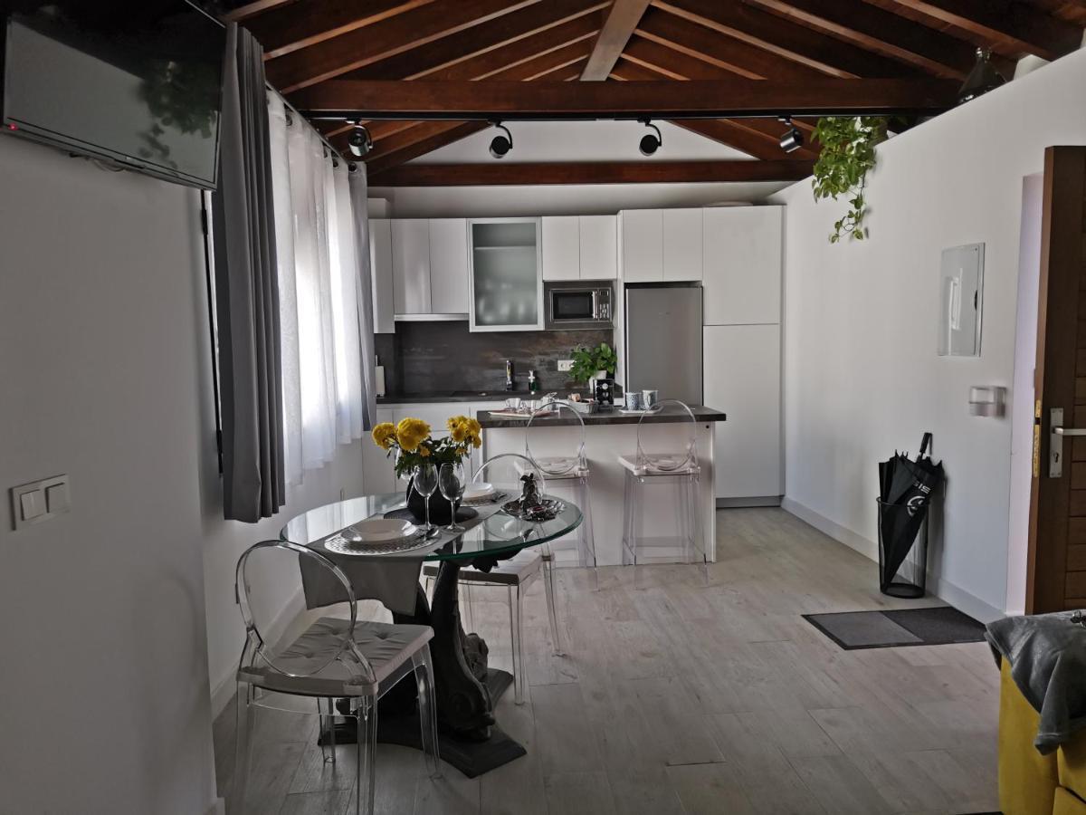 Appartamento FG Albayzin apartamento deluxe con terraza vistas y parking gratis Granada Esterno foto
