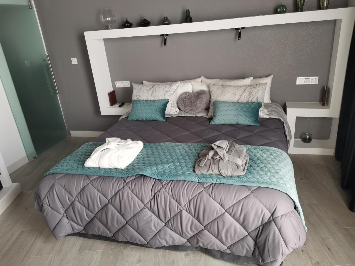 Appartamento FG Albayzin apartamento deluxe con terraza vistas y parking gratis Granada Esterno foto
